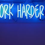 Comment décorer son intérieur avec un néon ?